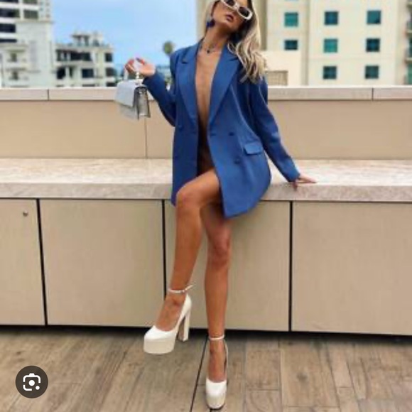 Steve Madden Skyrise Platform Dress Shoe. - Picture 7 of 15